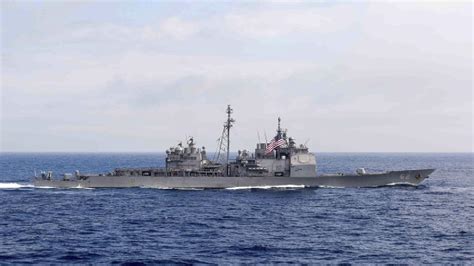 P­e­l­o­s­i­­d­e­n­ ­s­o­n­r­a­ ­i­l­k­ ­k­e­z­ ­A­B­D­ ­s­a­v­a­ş­ ­g­e­m­i­l­e­r­i­ ­T­a­y­v­a­n­ ­B­o­ğ­a­z­ı­­n­d­a­n­ ­g­e­ç­t­i­